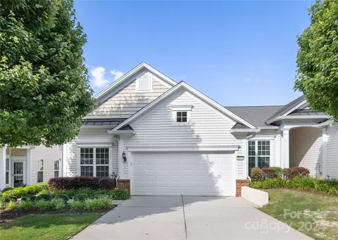 9014 Smokey Hill Ln, Fort Mill, SC 29707