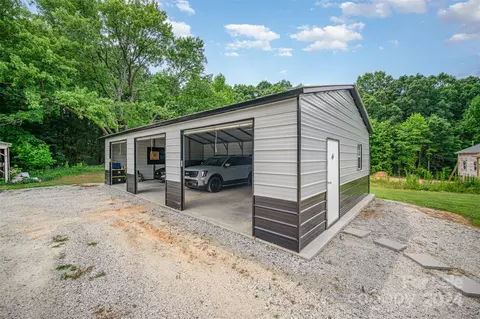 Exterior - 6205 Wright Rd, Kannapolis, NC 28081 photo 3 of 6