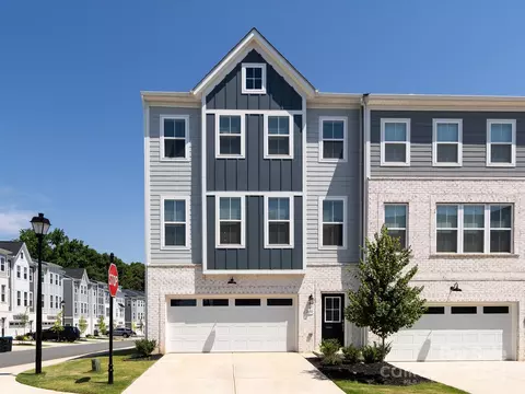 2650 Roseglen Ln, Indian Land, SC 29707