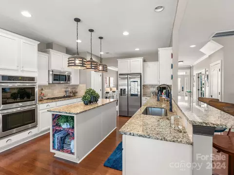 2071 Feldspar Dr, Davidson, NC 28036 photo 16
