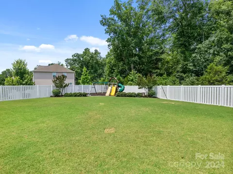 2071 Feldspar Dr, Davidson, NC 28036 photo 48