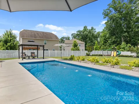 2071 Feldspar Dr, Davidson, NC 28036 photo 46