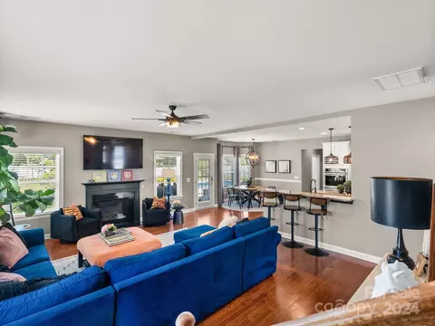 2071 Feldspar Dr, Davidson, NC 28036 photo 12