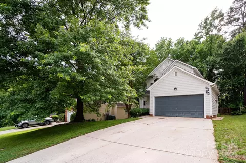 9750 Whitewood Trl, Charlotte, NC 28269