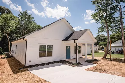 1010 Roberts St, China Grove, NC 28023