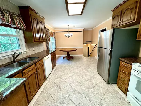 2313 Applegate Dr, Concord, NC 28027 photo 7
