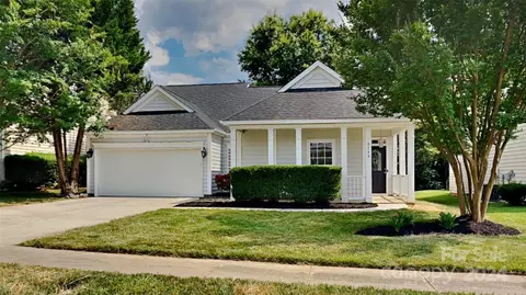 5139 Stowe Derby Dr, Charlotte, NC 28278