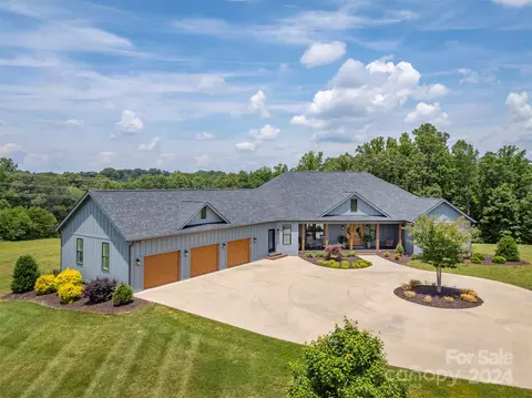 659 Mcdade Rd, Forest City, NC 28043