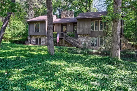 73 Honeysuckle Woods Woods, Lake Wylie, SC 29710