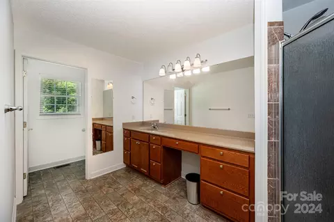 9575 Autumn Cir, Davidson, NC 28036 photo 15