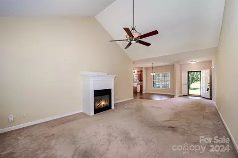 9575 Autumn Cir, Davidson, NC 28036 photo 7