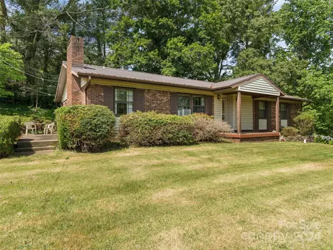 138 Newfound Rd, Asheville, NC 28806