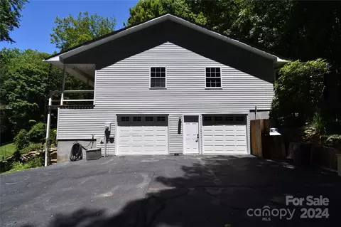 Exterior - 25 Easterly Ln, Fletcher, NC 28732 photo 5 of 7