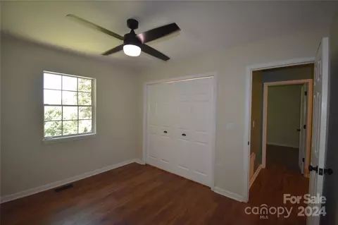 Bedroom - 25 Easterly Ln, Fletcher, NC 28732 photo 5 of 8