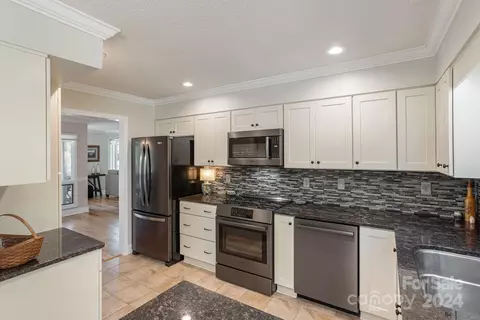 Kitchen - 203 Golfside Dr, Flat Rock, NC 28731 photo 4 of 4