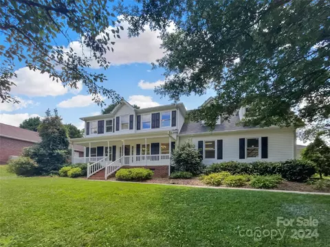 1812 Southridge Dr, Belmont, NC 28012