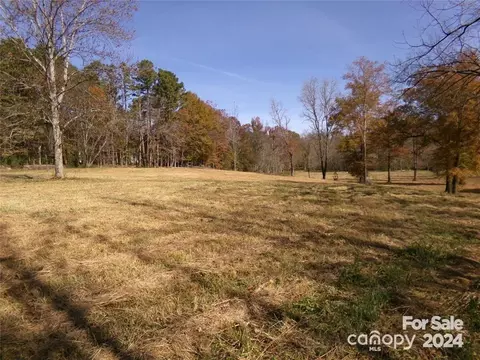 411 Potter Rd, Monroe, NC 28110