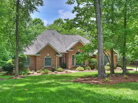 304 Caledonia Way, Waxhaw, NC 28173