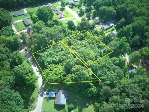 517 Shaver St, Salisbury, NC 28144