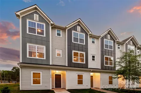 3948 Winterfield Pl, Charlotte, NC 28205