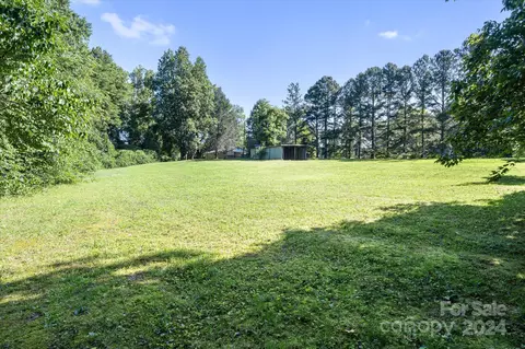 5739 Nc Hwy 9 Hwy, Mill Spring, NC 28756 photo 3