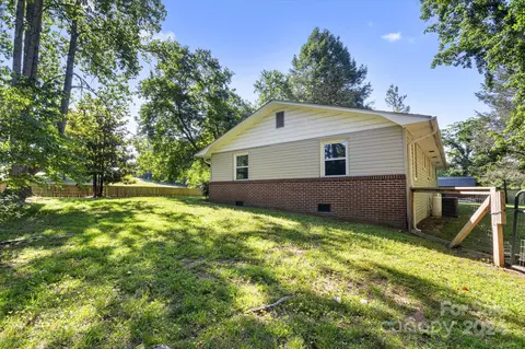 5739 Nc Hwy 9 Hwy, Mill Spring, NC 28756 photo 33