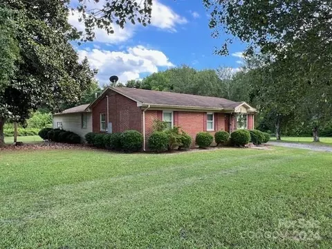 3064 Armenia Rd, Chester, SC 29706