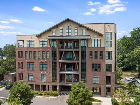 2312 Selwyn 201 Ave #201, Charlotte, NC 28207