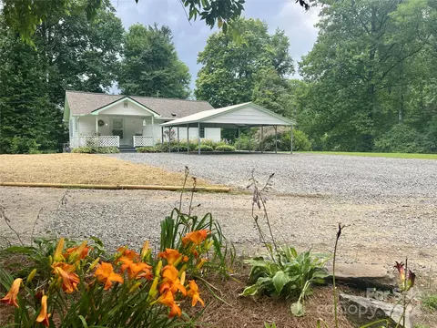 564 Bryson Rd, Brevard, NC 28712 photo 2