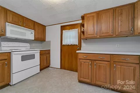 564 Bryson Rd, Brevard, NC 28712 photo 10