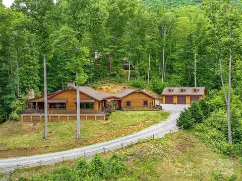 178 Ladderback Rdg, Waynesville, NC 28785