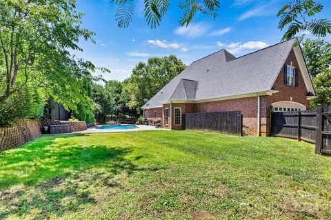 126 43rd Avenue Nw Dr NW, Hickory, NC 28601 photo 40