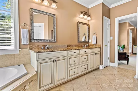 126 43rd Avenue Nw Dr NW, Hickory, NC 28601 photo 21