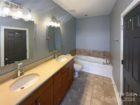 Bath - 210 Harbour Place Dr, Davidson, NC 28036 photo 1 of 3