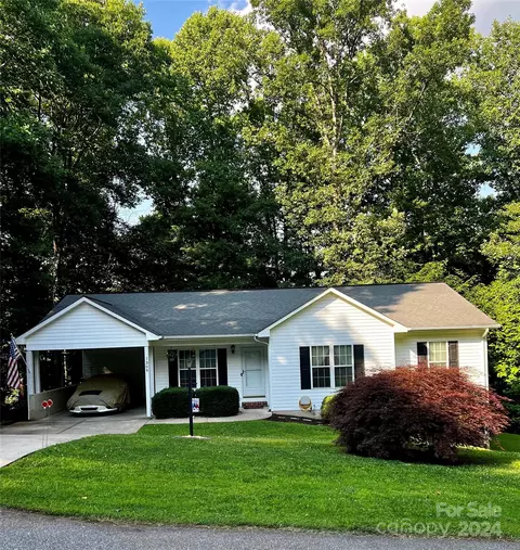 1309 Murray Sw Pl SW, Lenoir, NC 28645