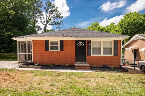 112 Washington St, York, SC 29745