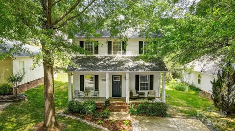112 Pratt St, Belmont, NC 28012