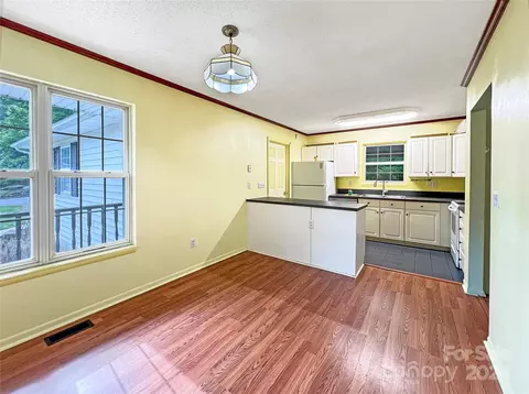 1 Bear Trl, Fairview, NC 28730 photo 12