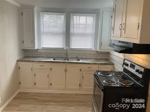 Kitchen - 19 Th St, Hickory, NC 28602 photo 3 of 7