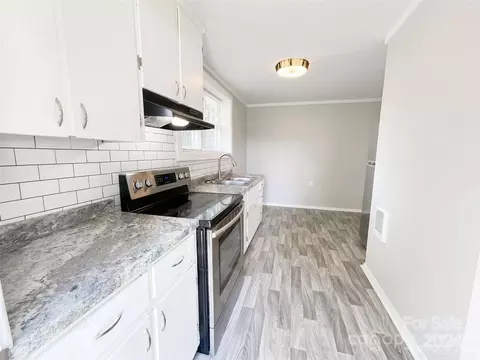 Kitchen - 19 Th St, Hickory, NC 28602 photo 6 of 7