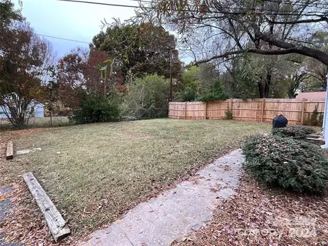 Exterior - 19 Th St, Hickory, NC 28602 photo 4 of 4