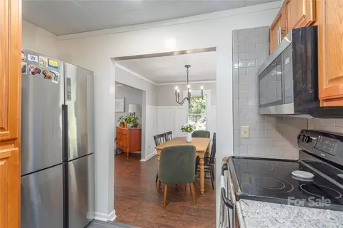 Kitchen - 5234 Old Clyde Rd, Clyde, NC 28721 photo 3 of 3