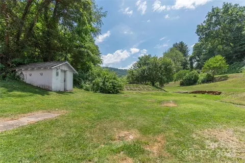 Exterior - 5234 Old Clyde Rd, Clyde, NC 28721 photo 5 of 8