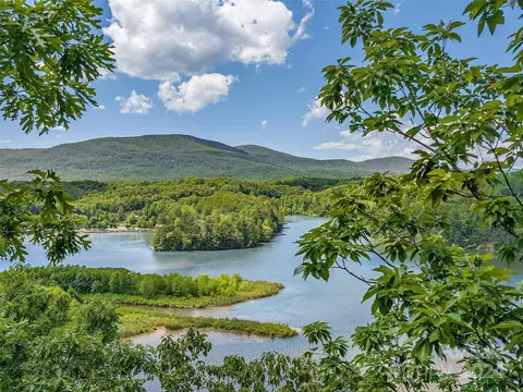 Lake Adger Parkway, Mill Spring, NC 28756