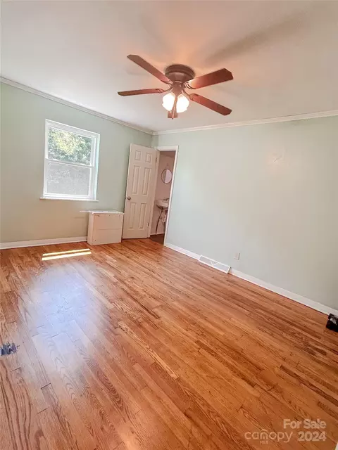 Bedroom - 33226 Hobe Rd, Albemarle, NC 28001 photo 3 of 6