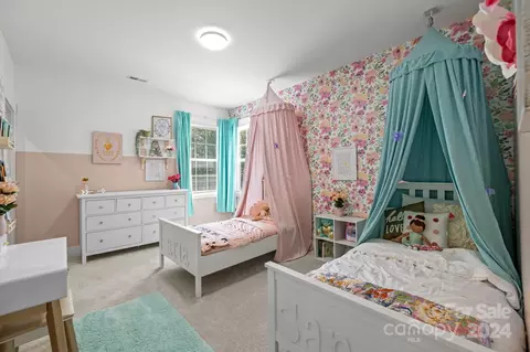 Bedroom - 584 Shepherd Ln, Clover, SC 29710 photo 4 of 5