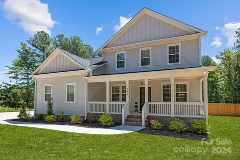 584 Shepherd Ln, Clover, SC 29710