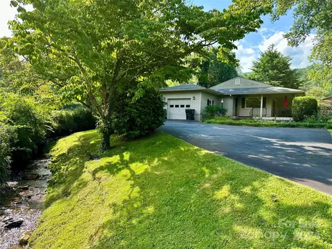93 Playground Ct, Waynesville, NC 28786