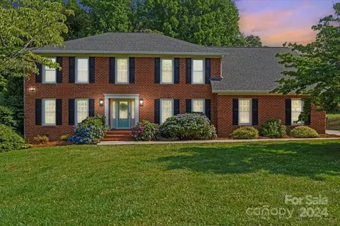 3330 Su San Farms Rd, Gastonia, NC 28056