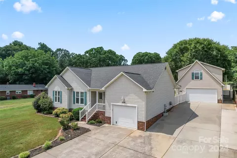 129 SW Rainbow Sw St SW, Concord, NC 28025